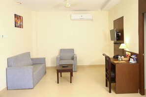 Presidential-Zimmer | Wohnbereich | LED-Fernseher