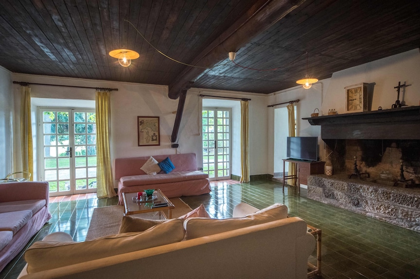 Farm Sant'antonio / Charming Villa With Private Beach - Montefiascone