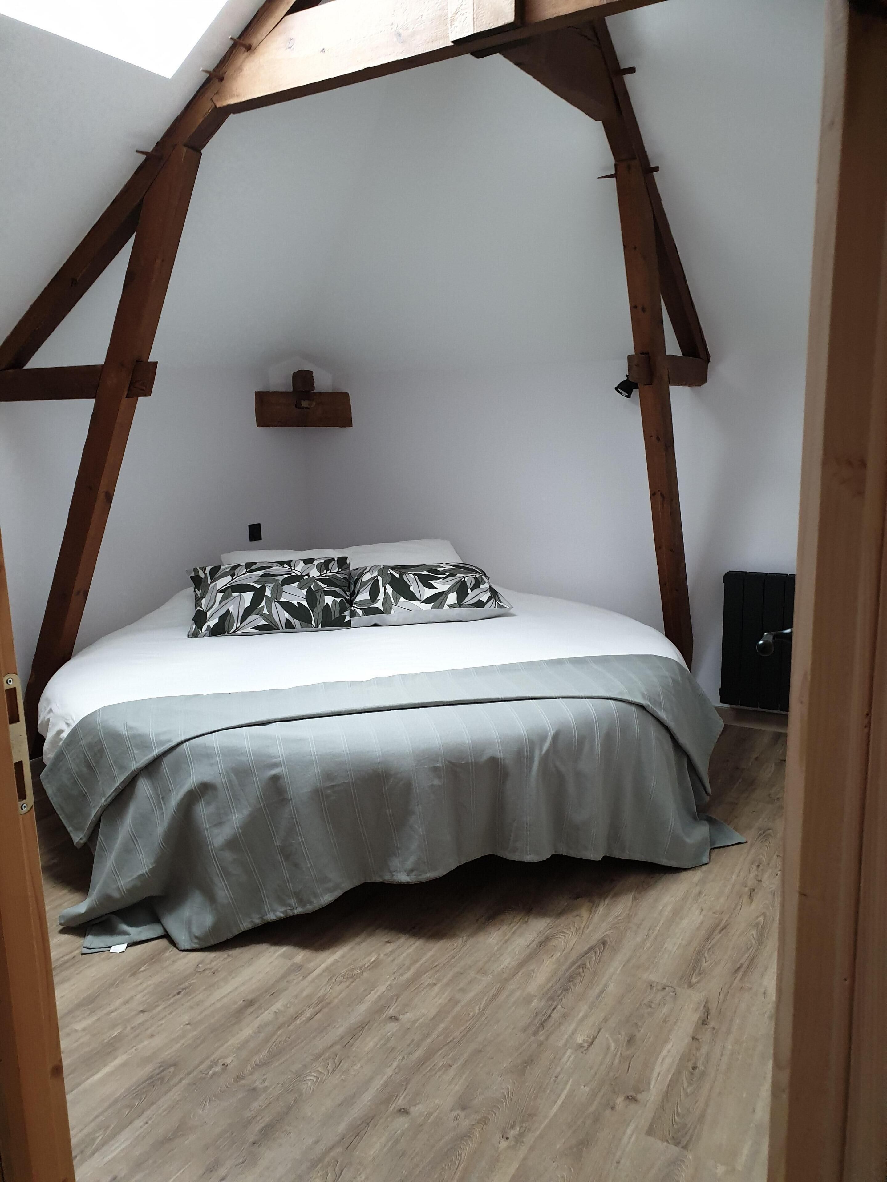 4 chambres, fer et planche à repasser, lit parapluie, Wi-Fi gratuit