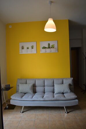 Apartment | Living area | Flat-screen TV - Cozy Apartment In Central Athens (Kaisariani)