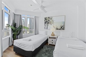 3 makuuhuonetta, silitysrauta/-lauta, internet, vuodevaatteet