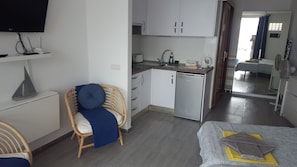 Zimmersafe, BĂŒgeleisen/BĂŒgelbrett, WLAN, BettwĂ€sche