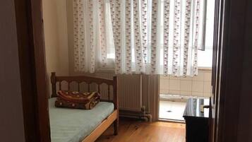 Apartment | 3 Schlafzimmer, Schreibtisch, Bügeleisen/Bügelbrett, Zustellbetten