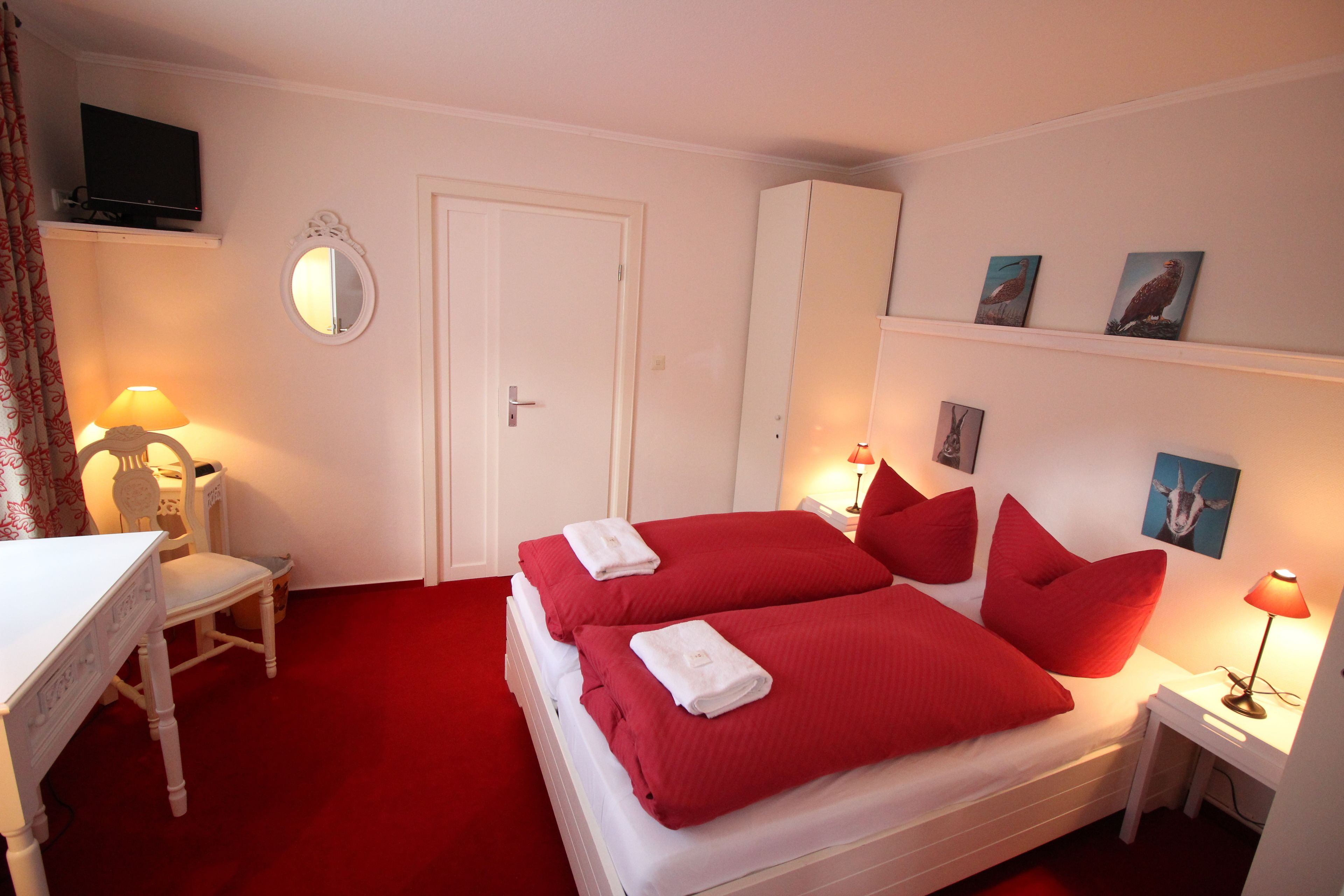 double room | 1 bedroom, hypo-allergenic bedding, individually decorated