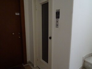 入口