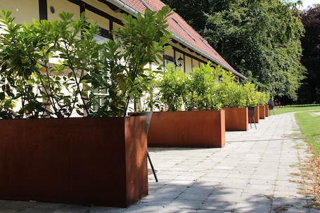 Exterior. Kragsbjerggaard Vandrerhjem