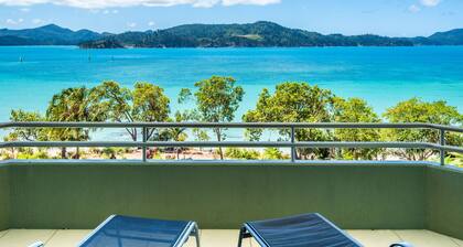 Lagune 202 am Strand von Hamilton Island