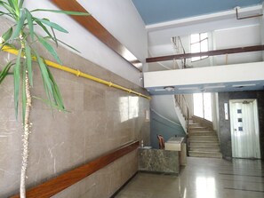 Staircase - Down Town Comfort Apartment (Athens)