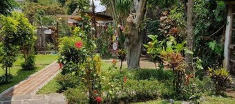 Pinocchio Hotel, San Pedro Laguna