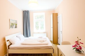 Classic Studio Suite - Churchill Apartments (Prague)