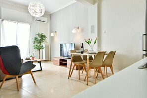 Departamento | Área de sala de estar | Televisión de pantalla plana 