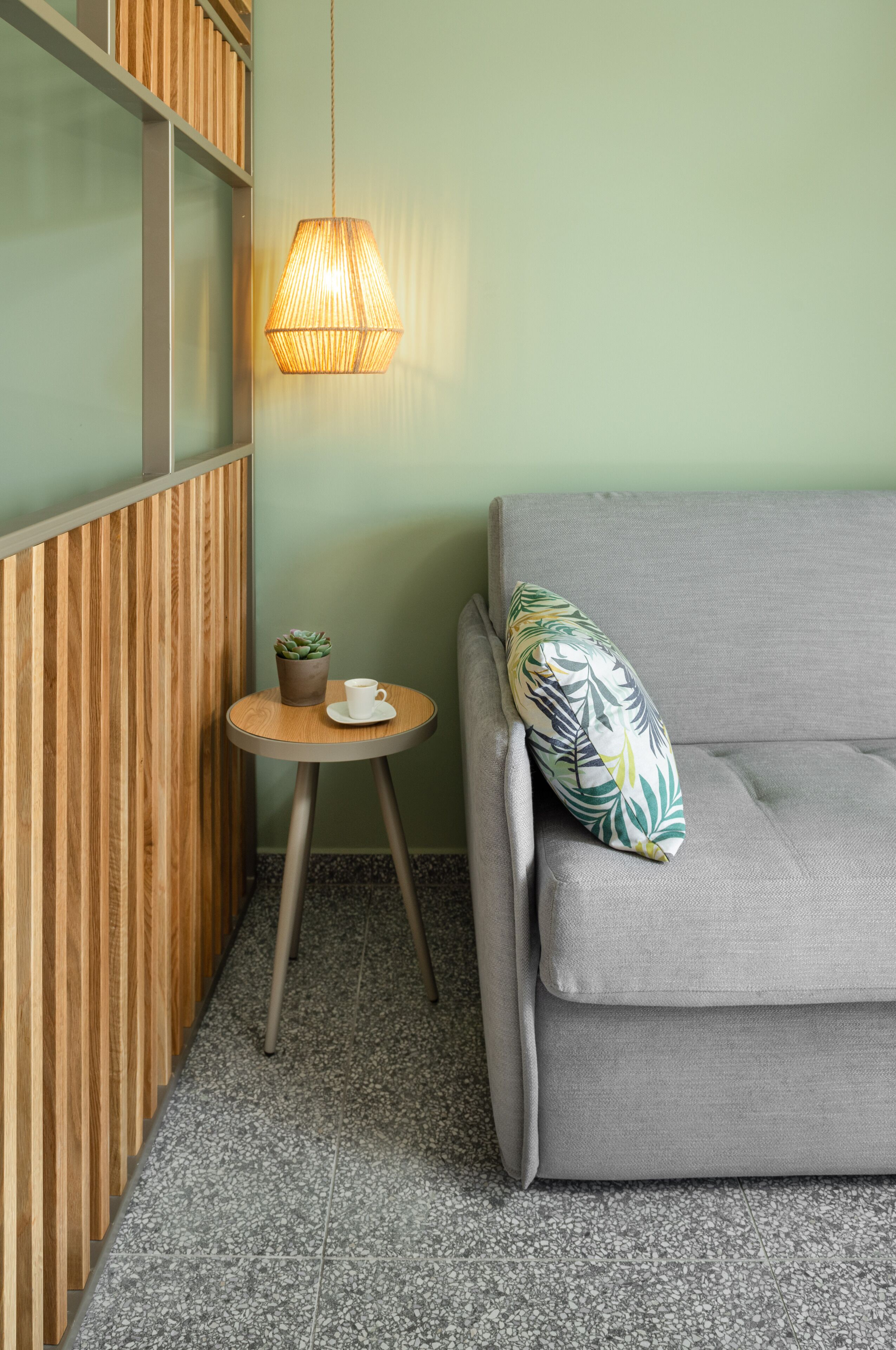 Maisonette | เตียงพร้อมฟูกเสริมที่นอน, ตู้นิรภัยในห้องพัก, ผ้าม่านกันแสง