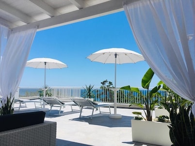 Sunset Terrace Mazara, studio apartment with access to shared sea view rooftop