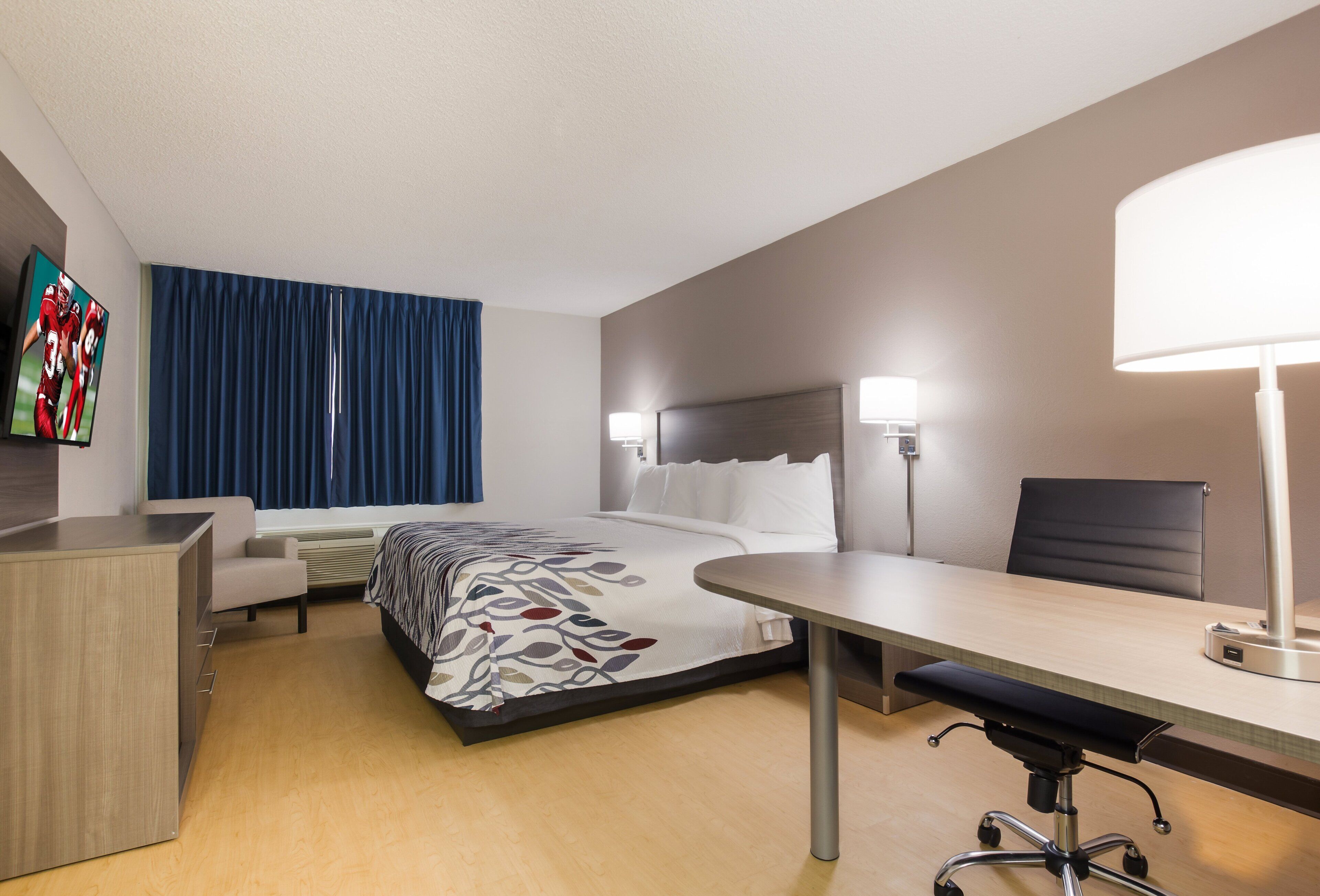 superior room, 1 king bed, non smoking | 1 bedroom, laptop workspace, blackout curtains, free cots/infant beds