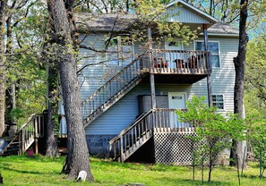 Exterior - Perfect Retreat Spot in Quiet Cove (Jay)