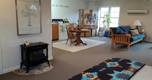 Smart TV, fireplace, DVD player, video library