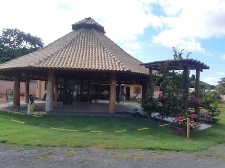 Fachada. Agencia E Pousada Nobres Eco Tur