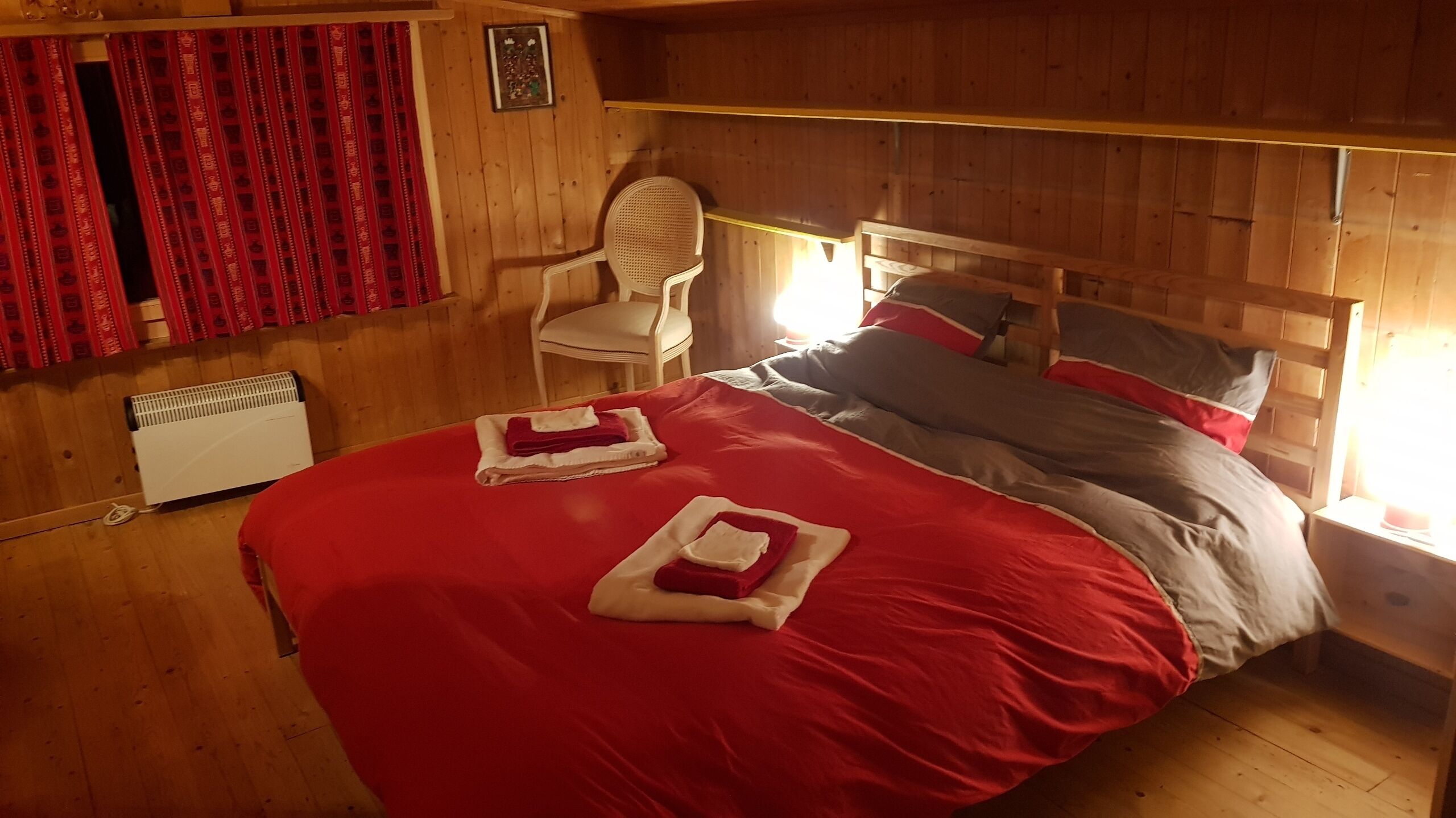 4 habitaciones, cuna de viaje, wifi gratis y ropa de cama 