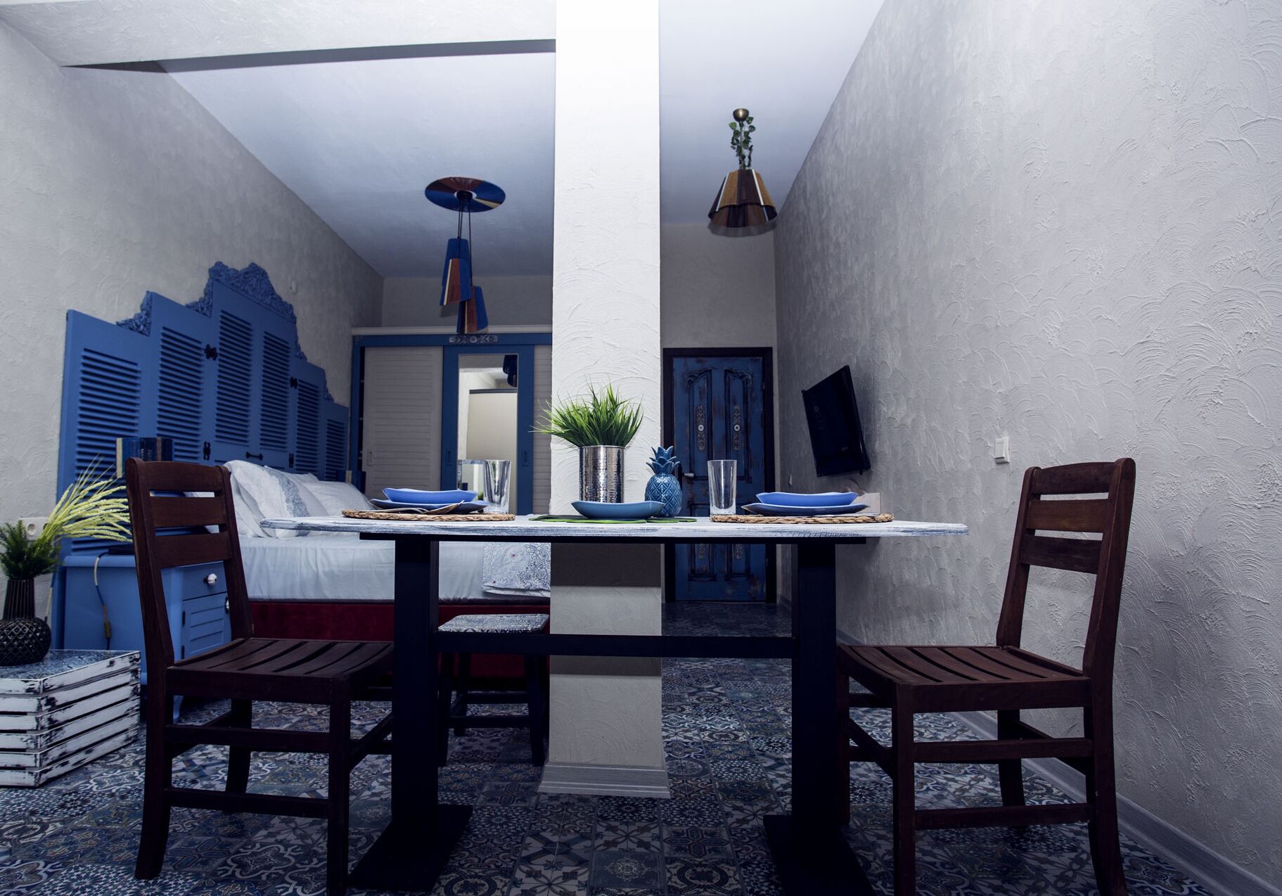 Basic-Villa | Hochwertige Bettwaren, Minibar, individuell dekoriert