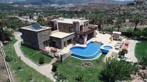 Seasonal outdoor pool, pool umbrellas, sun loungers - Palmiye Tepesi (Bodrum)