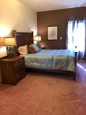 4 chambres, bureau, fer et planche à repasser, Wi-Fi