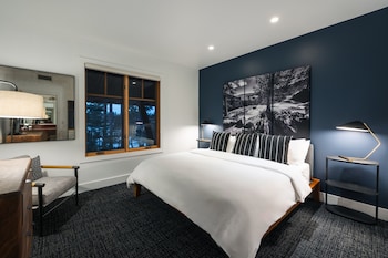 Idlewild | King + Twin Sleeper + Full | 1 bedroom, premium bedding, minibar, in-room safe at Gravity Haus Truckee-Tahoe
