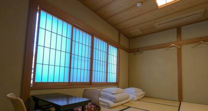 Miyagawacho Hanakanzashi- Hostel