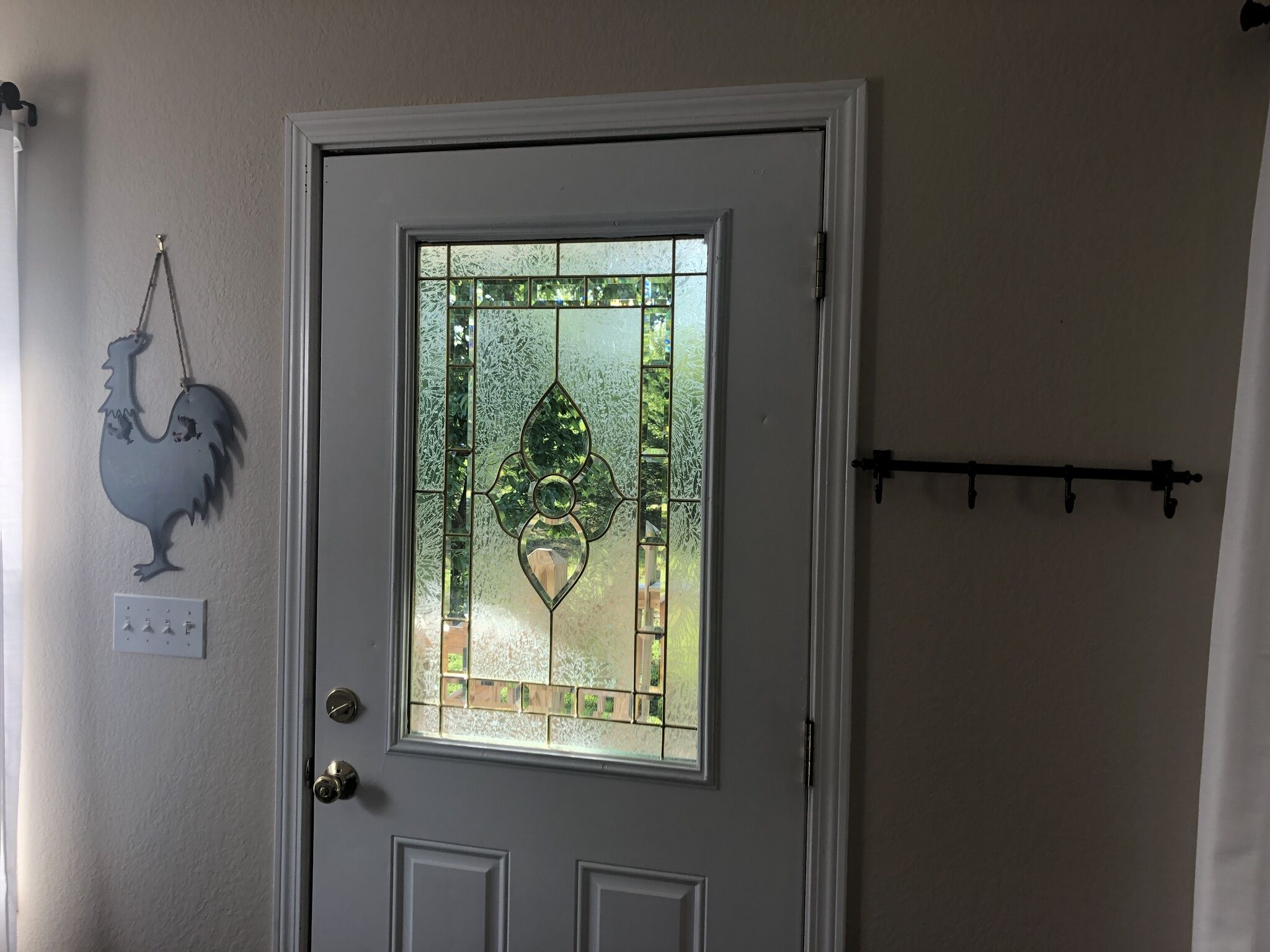 Front door with HOOKS for your jackets 