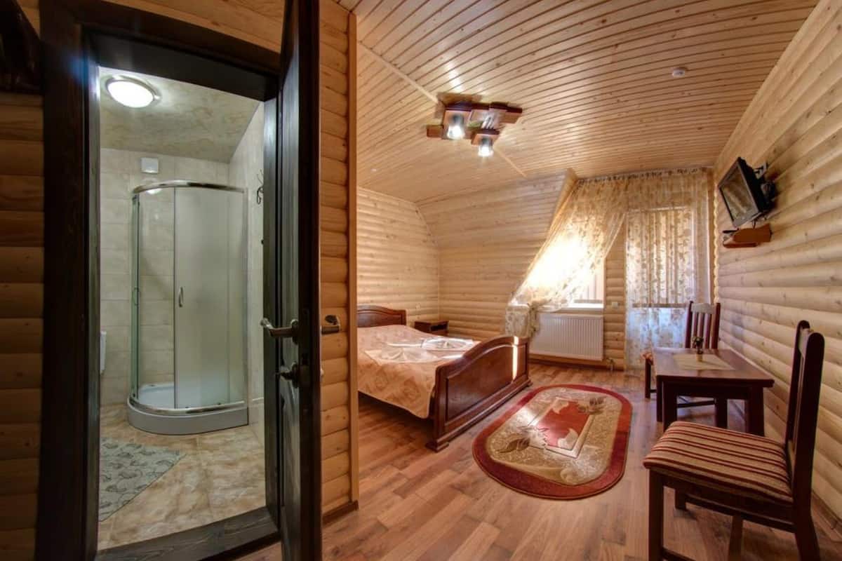 Standard Double or Twin Room | 1 bedroom, in-room safe, soundproofing, free WiFi