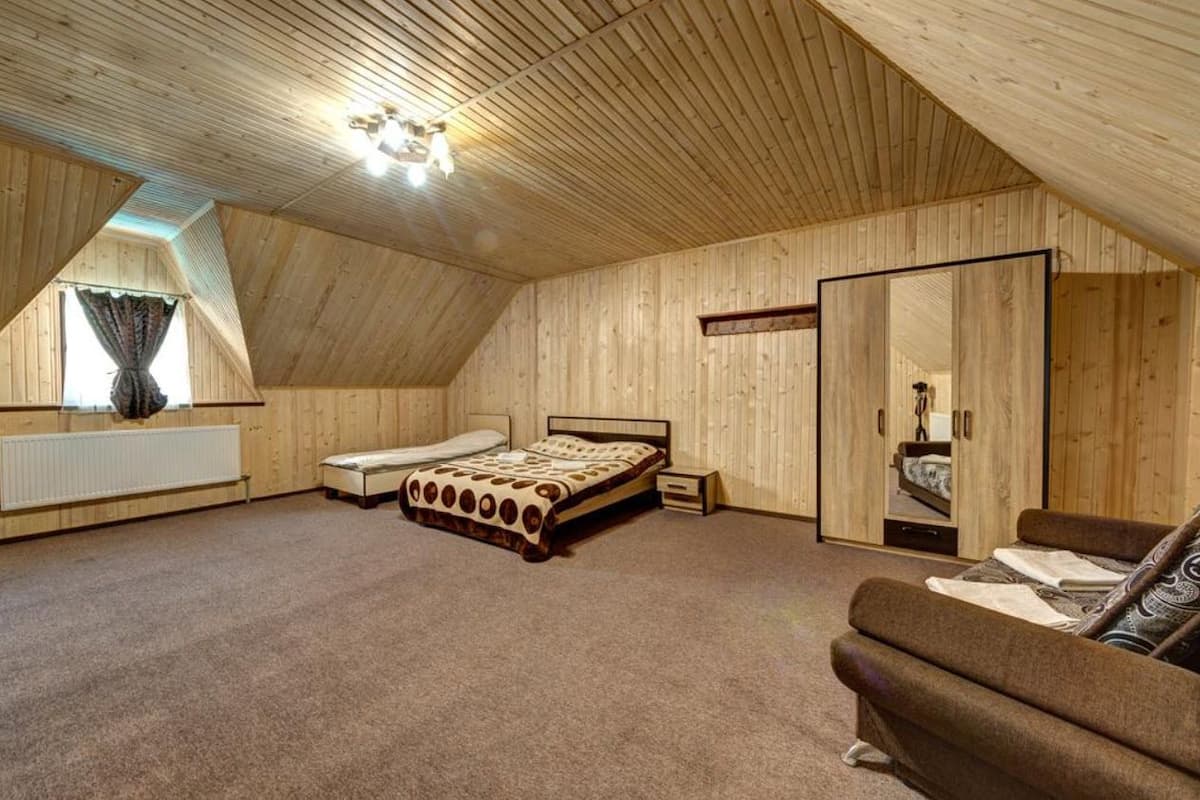 Superior Luxury | 1 bedroom, in-room safe, soundproofing, free WiFi