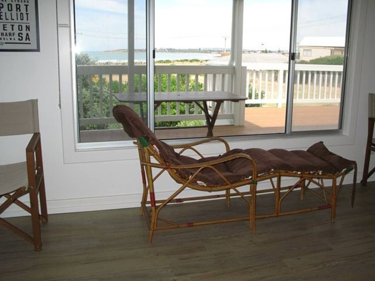 Decked Out Middleton - Ocean Views-Family Holidays — image 2