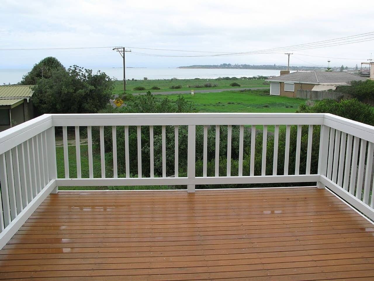 Decked Out Middleton - Ocean Views-Family Holidays — image 5
