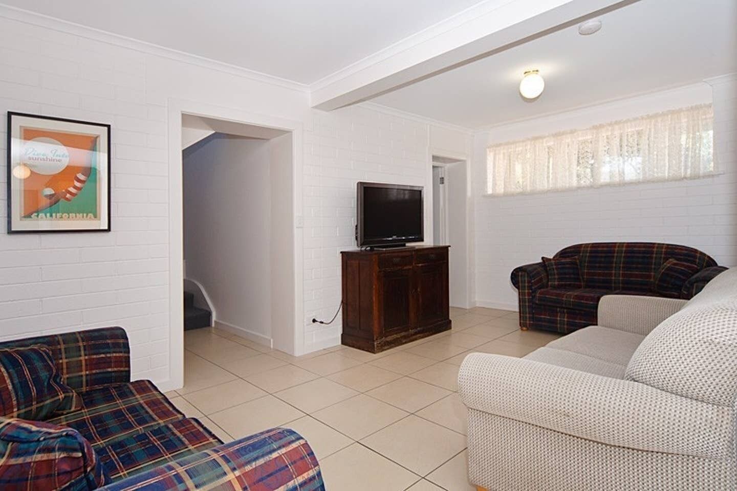 Decked Out Middleton - Ocean Views-Family Holidays — image 8