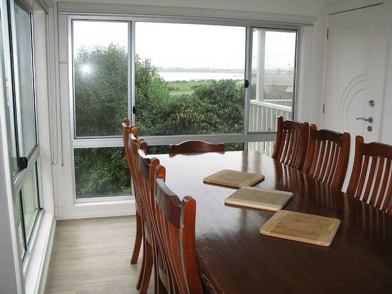 Decked Out Middleton - Ocean Views-Family Holidays — image 4