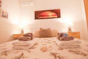 2 Schlafzimmer, Bügeleisen/Bügelbrett, Reisekinderbett, kostenloses WLAN