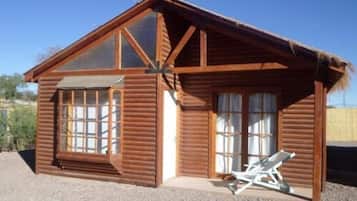 2 chambres, ameublement personnalisé, Wi-Fi gratuit, draps fournis
