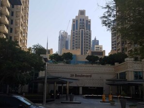 Property entrance - BellaVista Apartment - 29 Boulevard (Dubai)