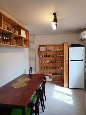 Dining - Mokpo Magiclamp Guesthouse (Mokpo)