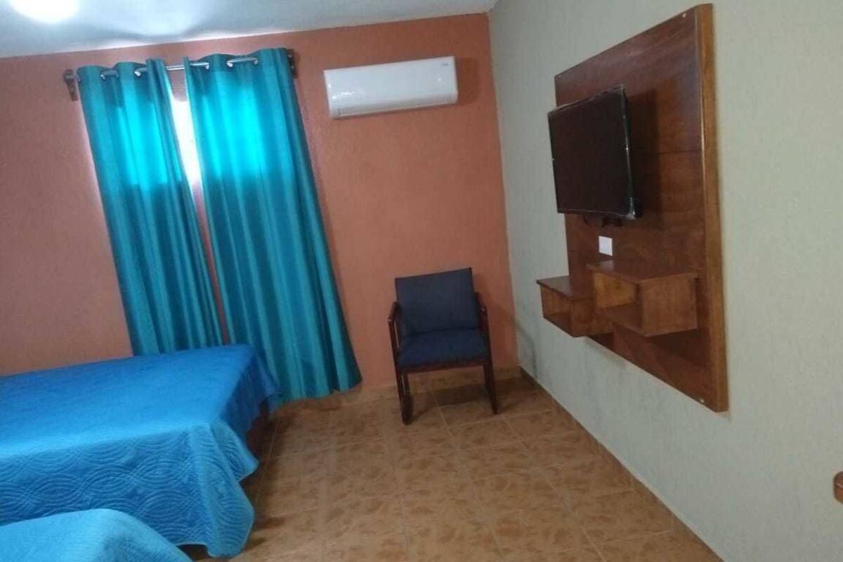 Quadruple Room | Iron/ironing board (on request), WiFi (free), bed sheets