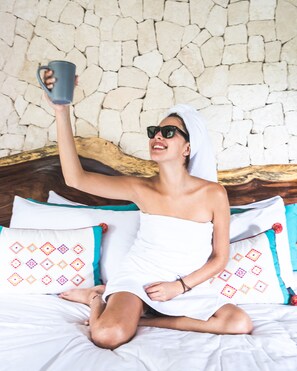 King Suite | Down comforters, in-room safe, individually decorated - Maka Hotel Boutique (Tulum)