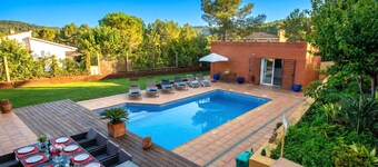 Op 10 minuten rijden van Sitges. Villa María. Uitzicht. Comfortabel. A/C.