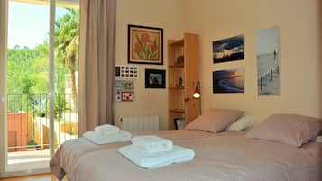 5 chambres, fer et planche Ă  repasser, Wi-Fi gratuit, draps fournis