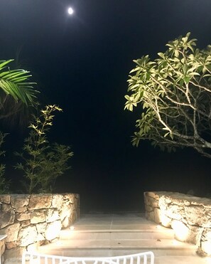 Property grounds - Beach House-Perfect Retreat- 5 min walk to Tallow Beach! (Byron Bay)