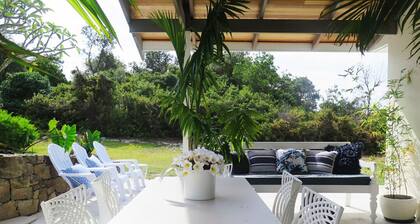 Beach House-Perfect Retreat-Walk to Tallow Beach!