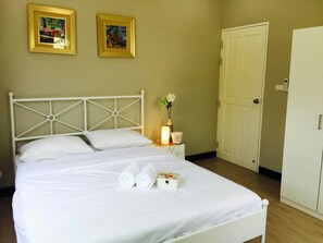 Hus Comfort - 3 sovrum | Strykjärn/strykbräda, extrasängar, gratis wi-fi och sängkläder