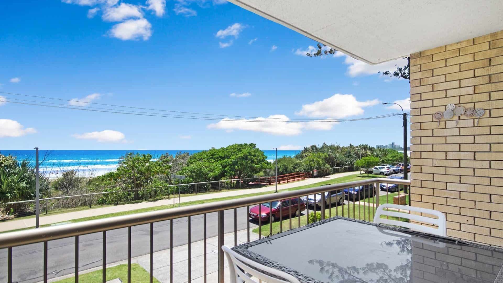 Athanna 4 - Bilinga/ North Kirra Beachfront