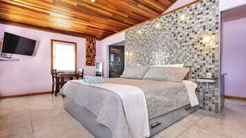 Luxury Cabin | Interior