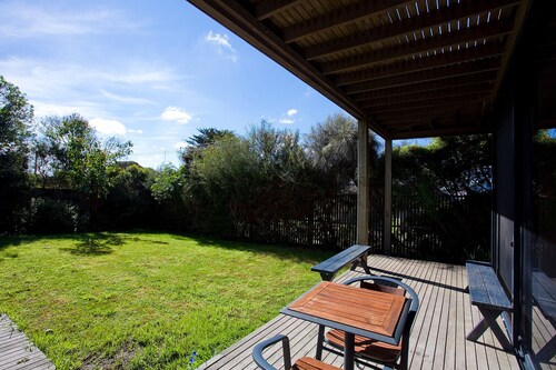 DEBONAIR 1 - Anglesea