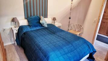 1 Schlafzimmer, Bügeleisen/Bügelbrett, kostenloses WLAN, Bettwäsche