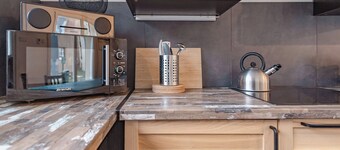 Precioso apartamento reformado, capacidad para 12 personas, al lado del telesilla, WIFI, BABYFOOT
